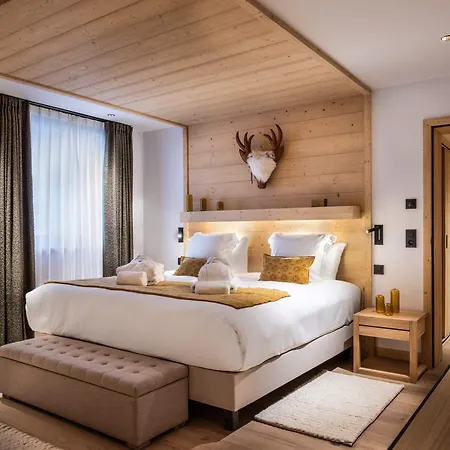 Sundance By Alpine Apartahotel Courchevel